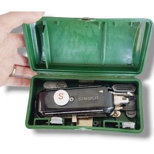 Vintage Singer Buttonholer #160506 in Case Comes As Shown:)